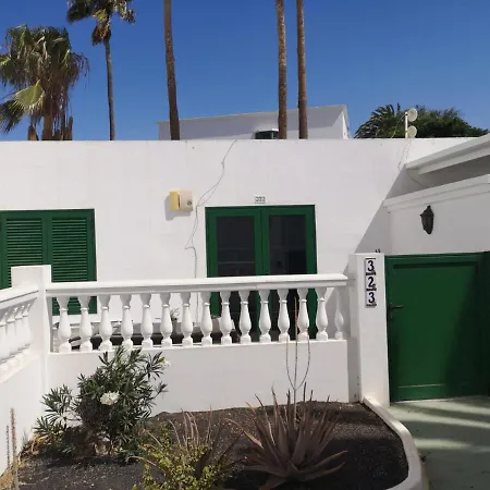 Stunning 1-Bed Apartment In Puerto Del Carmen Διαμέρισμα *